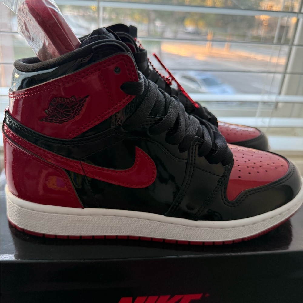 Jordan 1 retro high patent leather bred